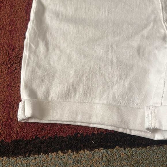 NWT Women’s‎ Sonoma White Jean Shorts - Picture 3 of 4